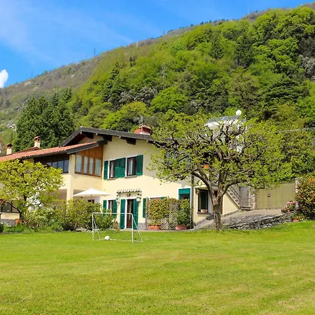 Vento Breva Garten Apartament Domaso